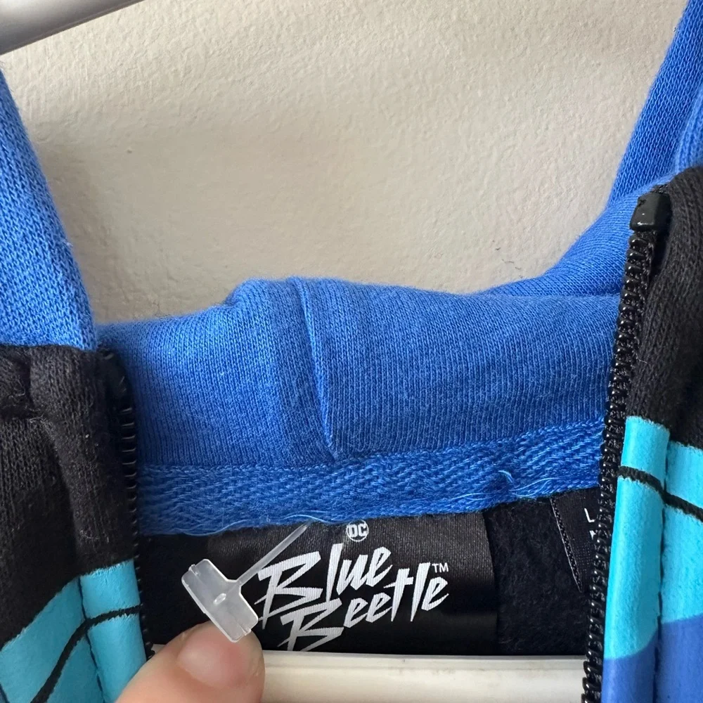 Boys Blue Beetle hooded mask jacket YXS 4/5 nwt - Picture 2 of 4